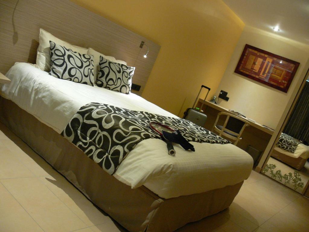 Logis Hotels Le Champalud Restaurant La Citadelle Oree-d'Anjou الغرفة الصورة