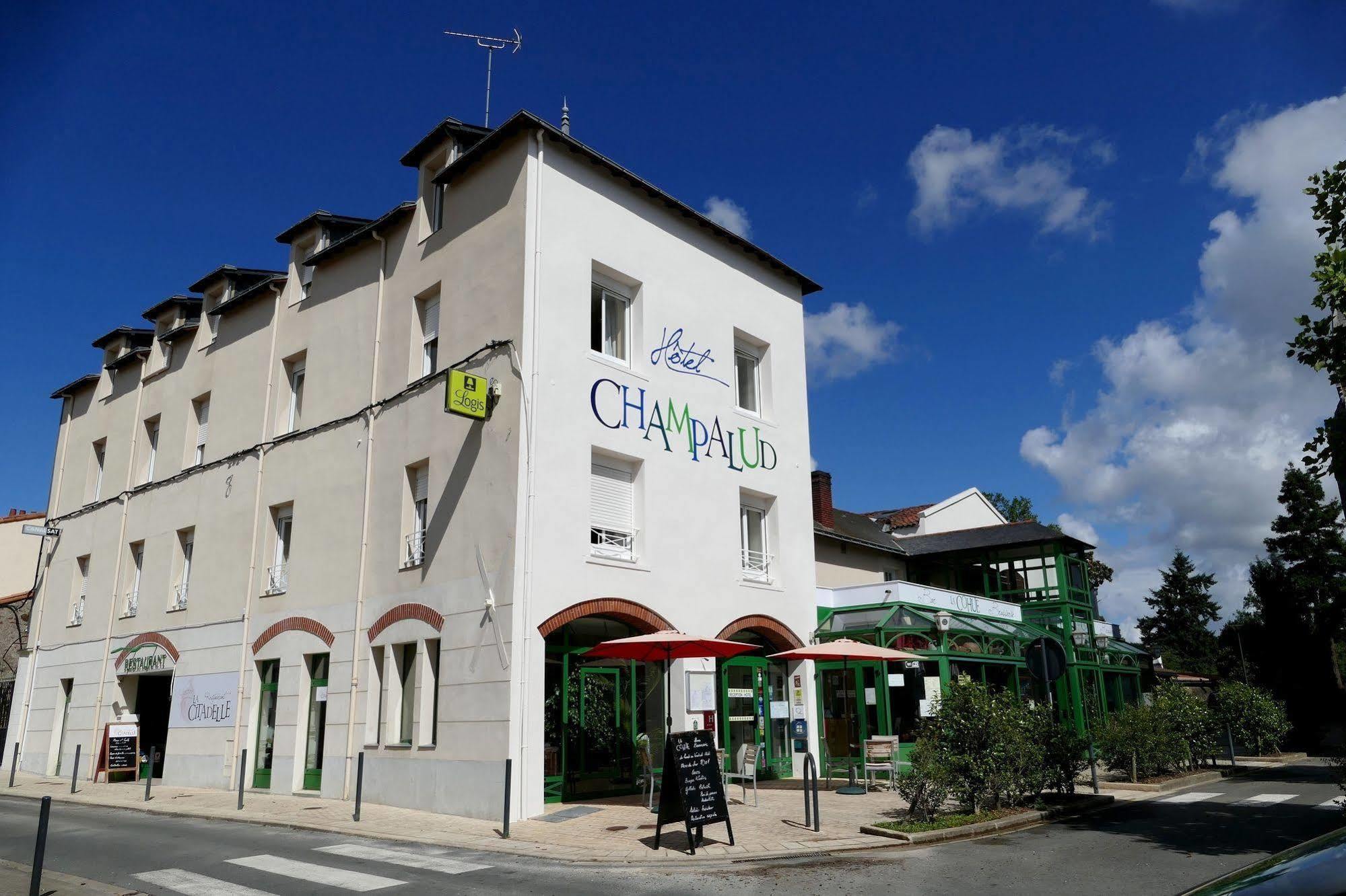 Logis Hotels Le Champalud Restaurant La Citadelle Oree-d'Anjou المظهر الخارجي الصورة
